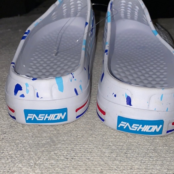 NWT Slide on Mule - Picture 4 of 9